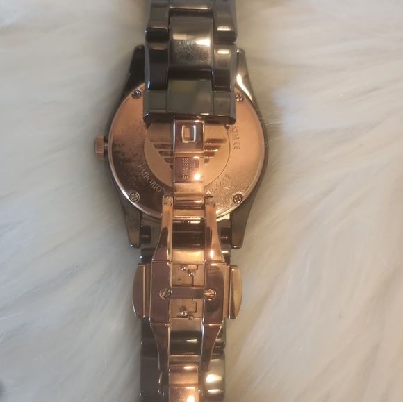 AUTHENTIC Armani Watch - Picture 3 of 6